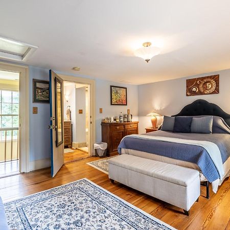 Bliss Point Farm And B&B, Llc Earlysville 外观 照片