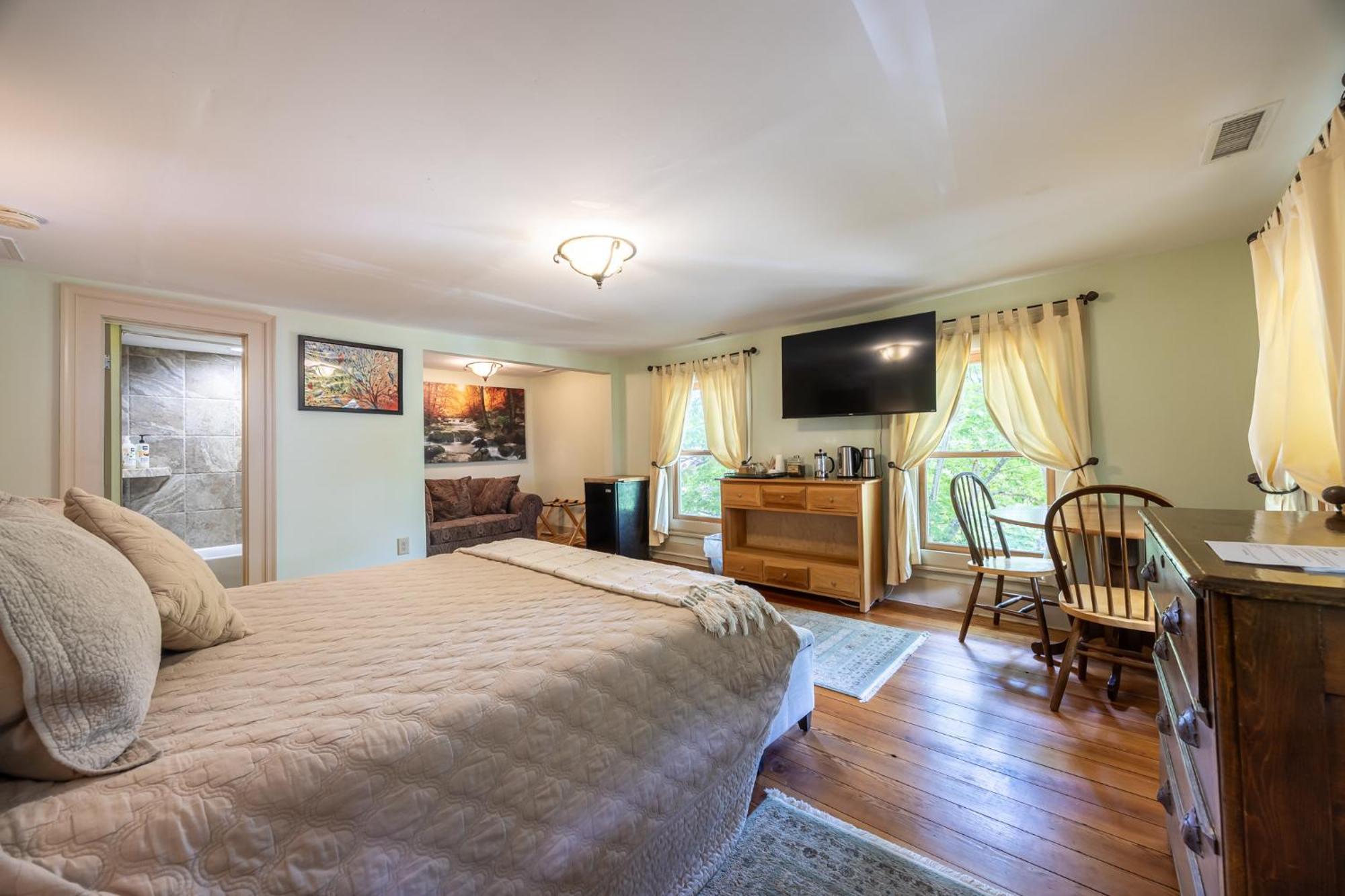 Bliss Point Farm And B&B, Llc Earlysville 外观 照片