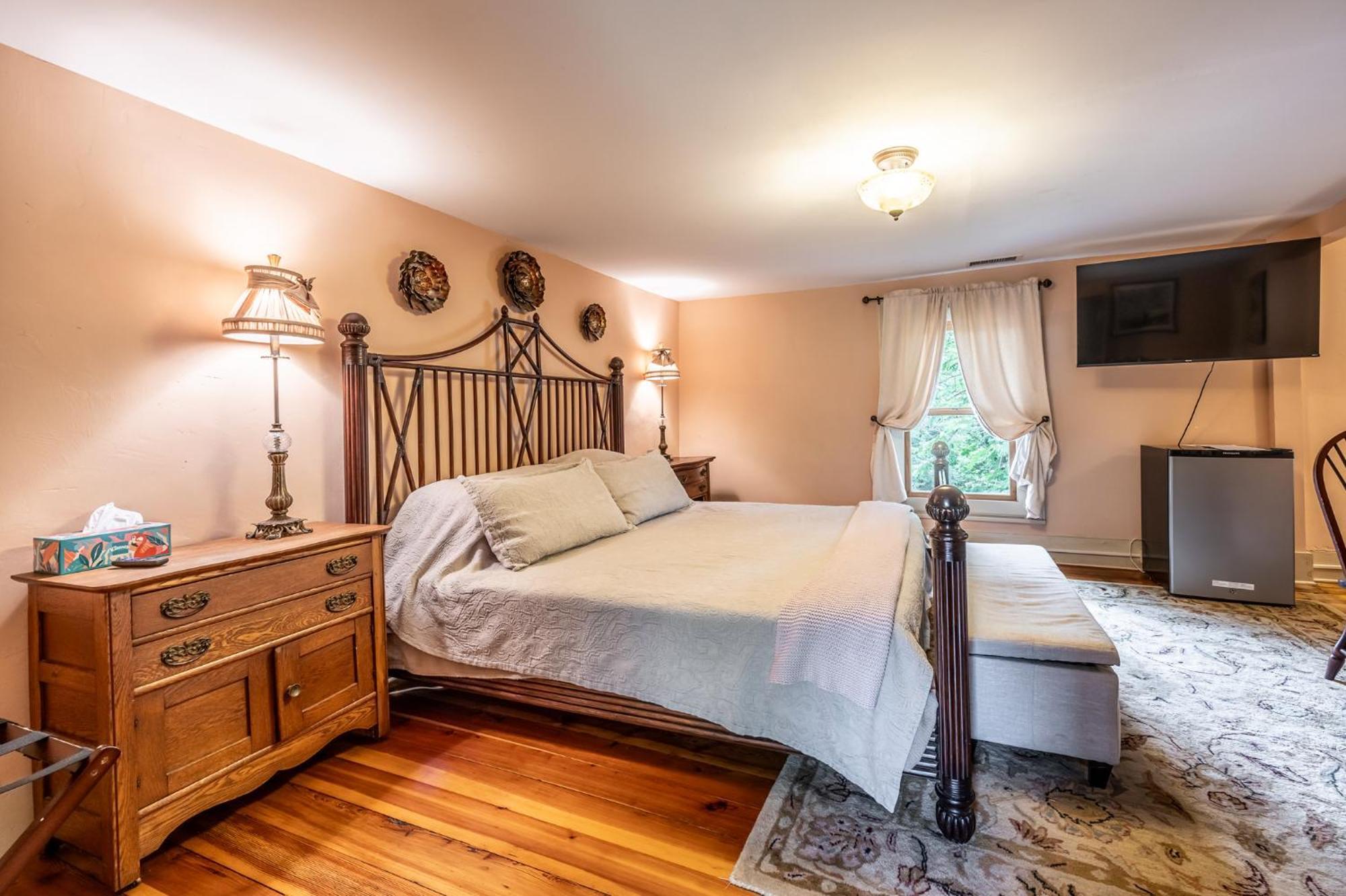 Bliss Point Farm And B&B, Llc Earlysville 外观 照片